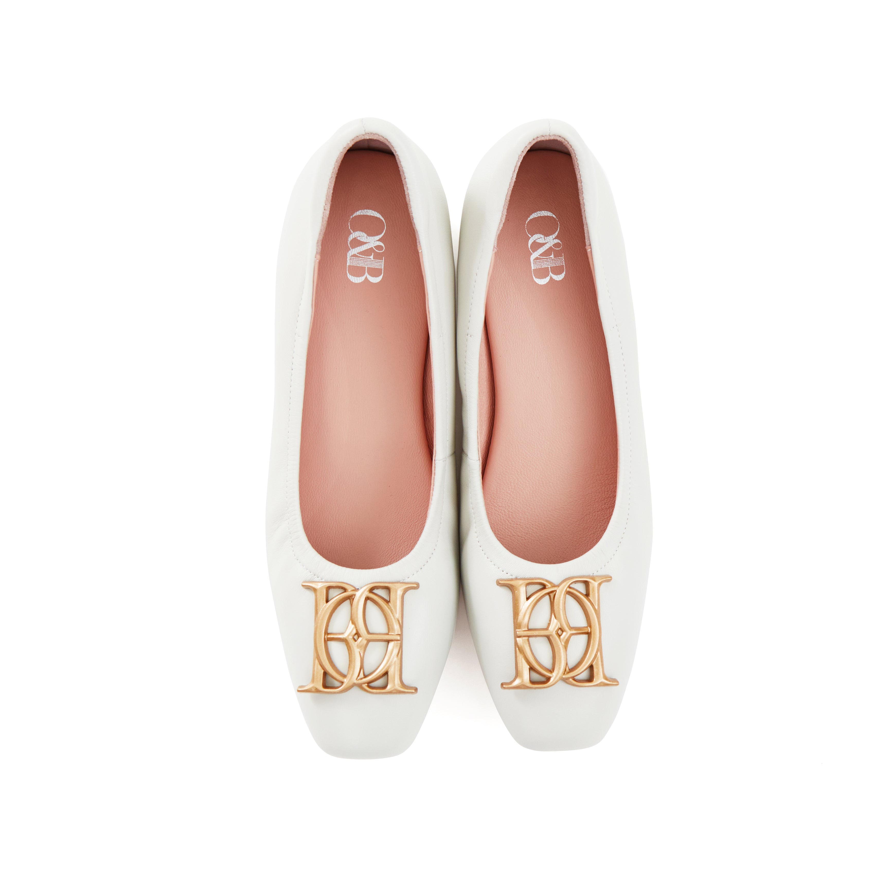 Audrey Crest Classic Heels in Greatest White