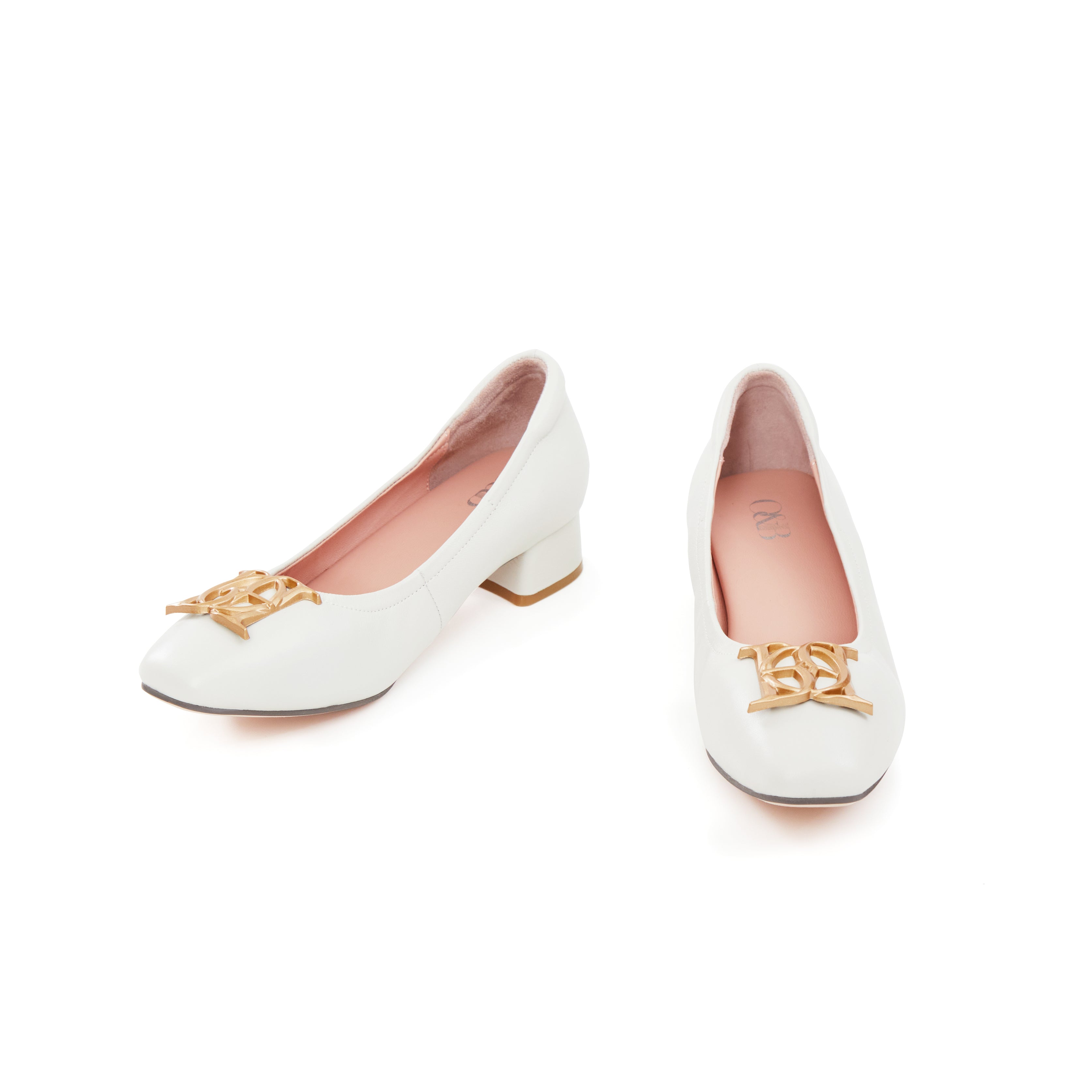 Audrey Crest Classic Heels in Greatest White