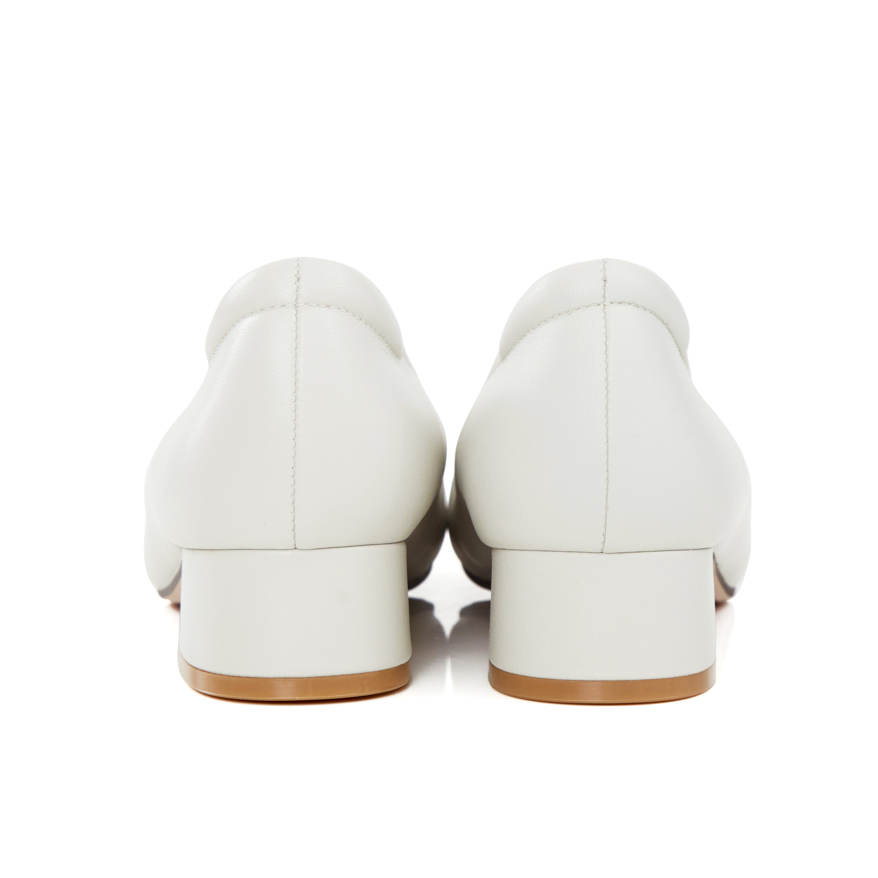 Audrey Crest Classic Heels in Greatest White