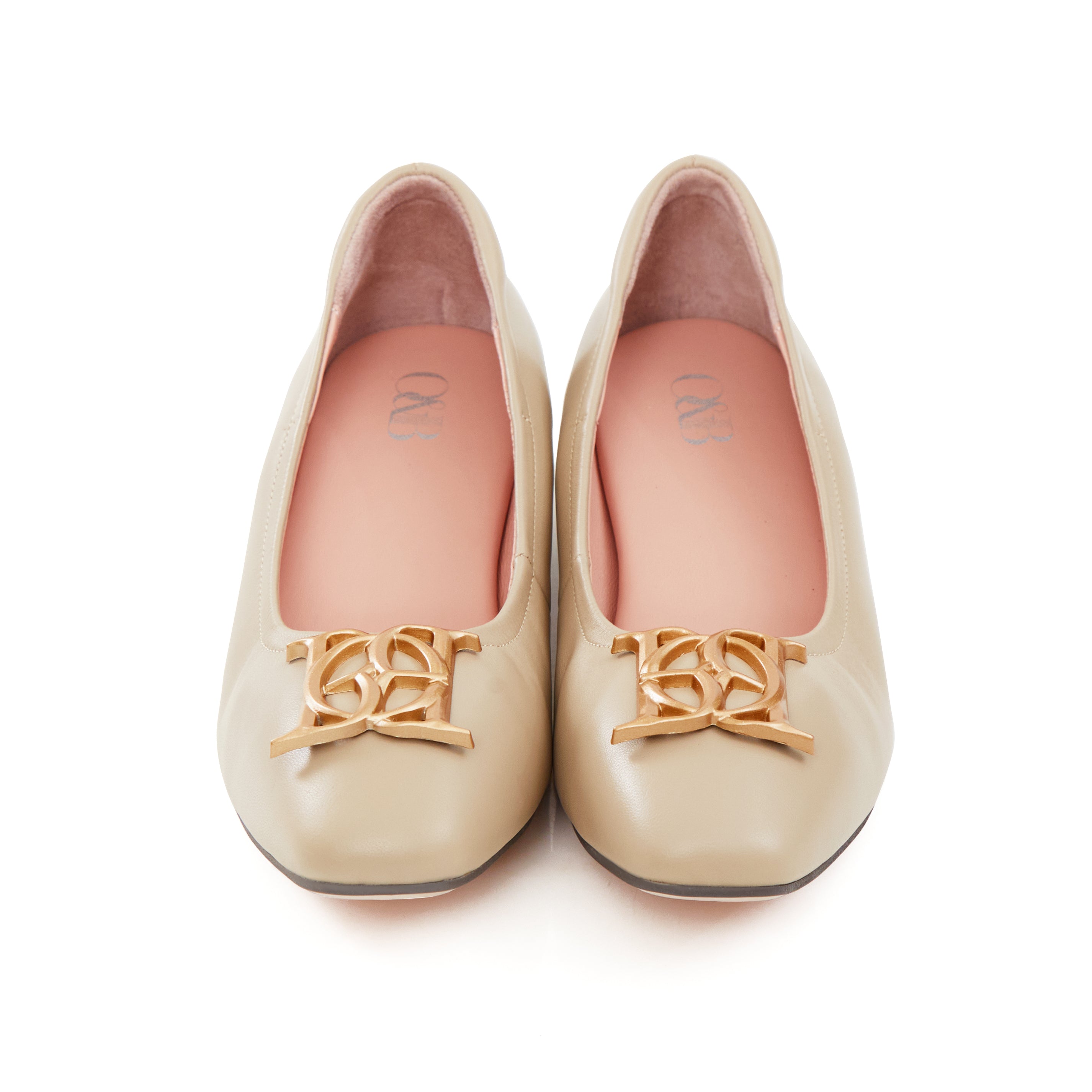 Audrey Crest Classic Heels in Must-Have Nude