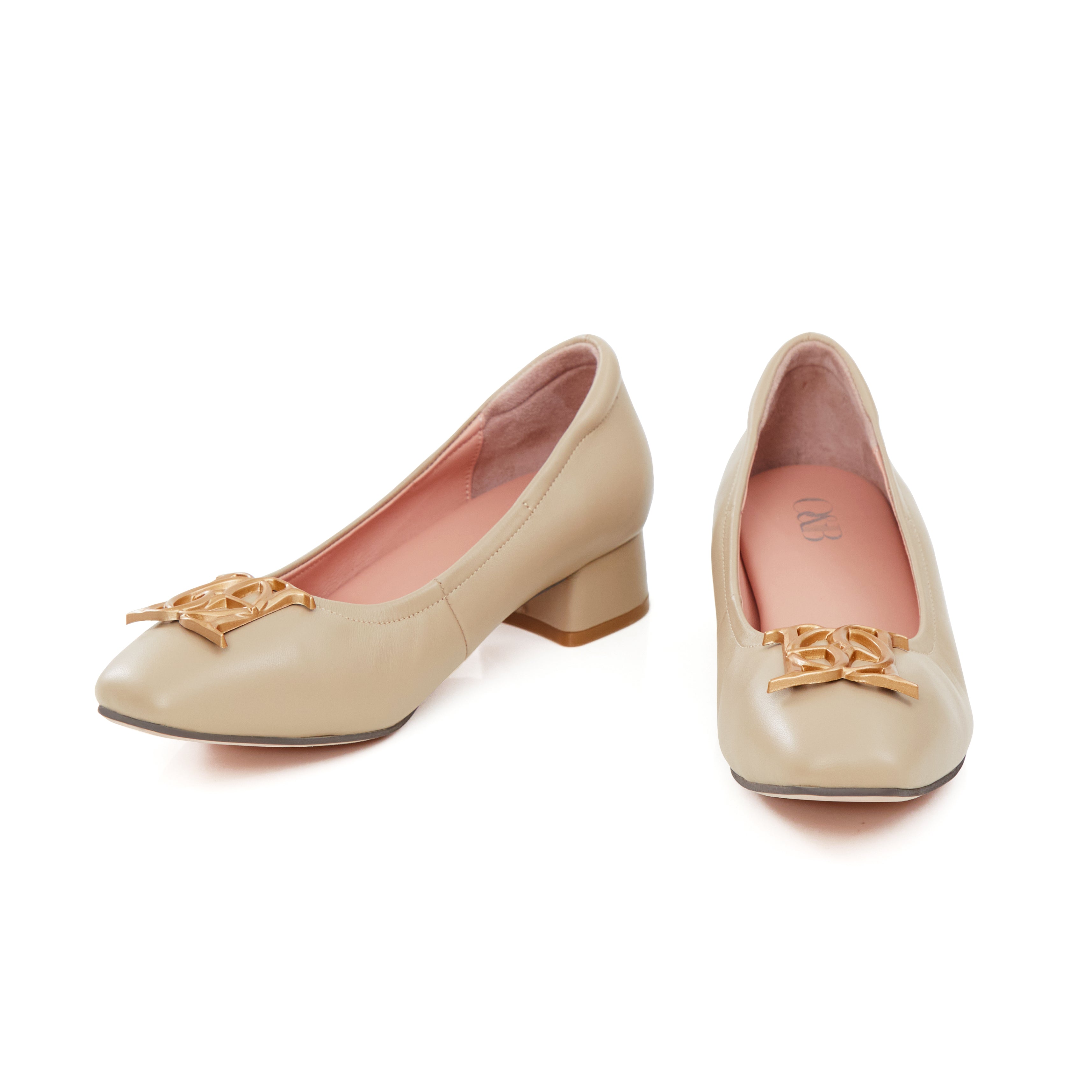Audrey Crest Classic Heels in Must-Have Nude