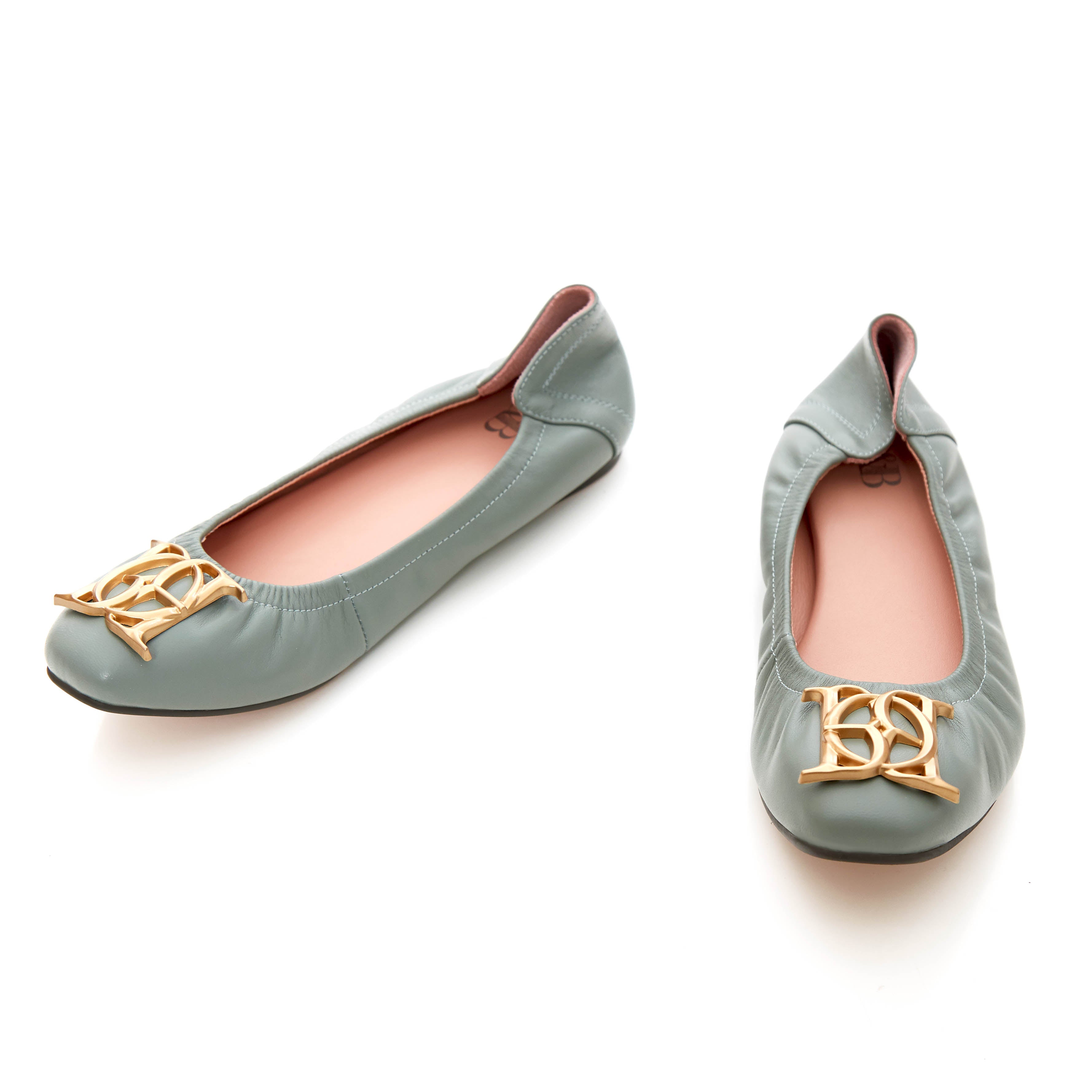 Audrey Crest in Dollar Grey