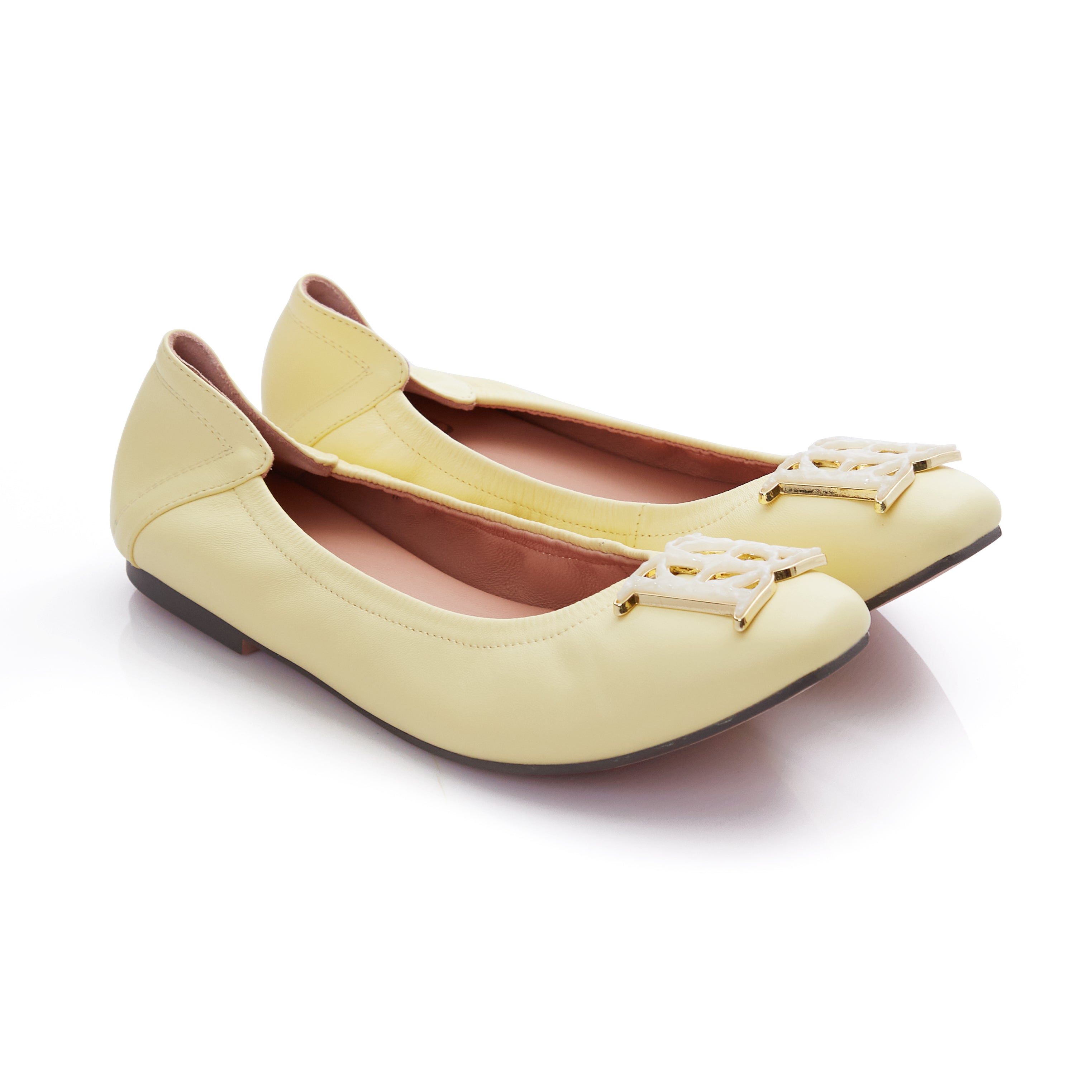 Audrey Crest in Pearl Butter