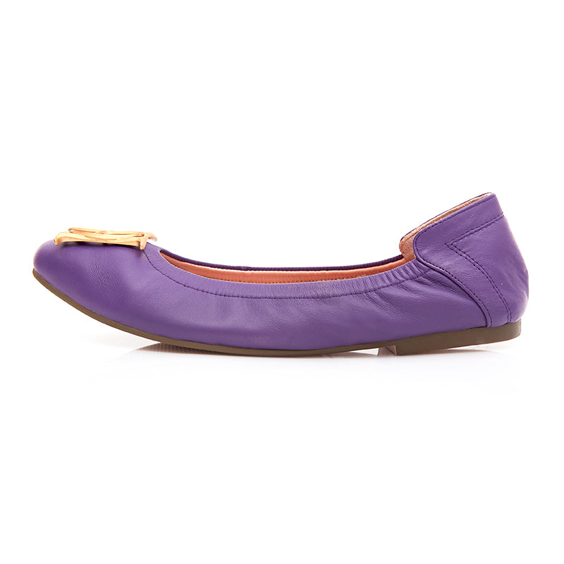 Audrey Crest in Crush on Violet