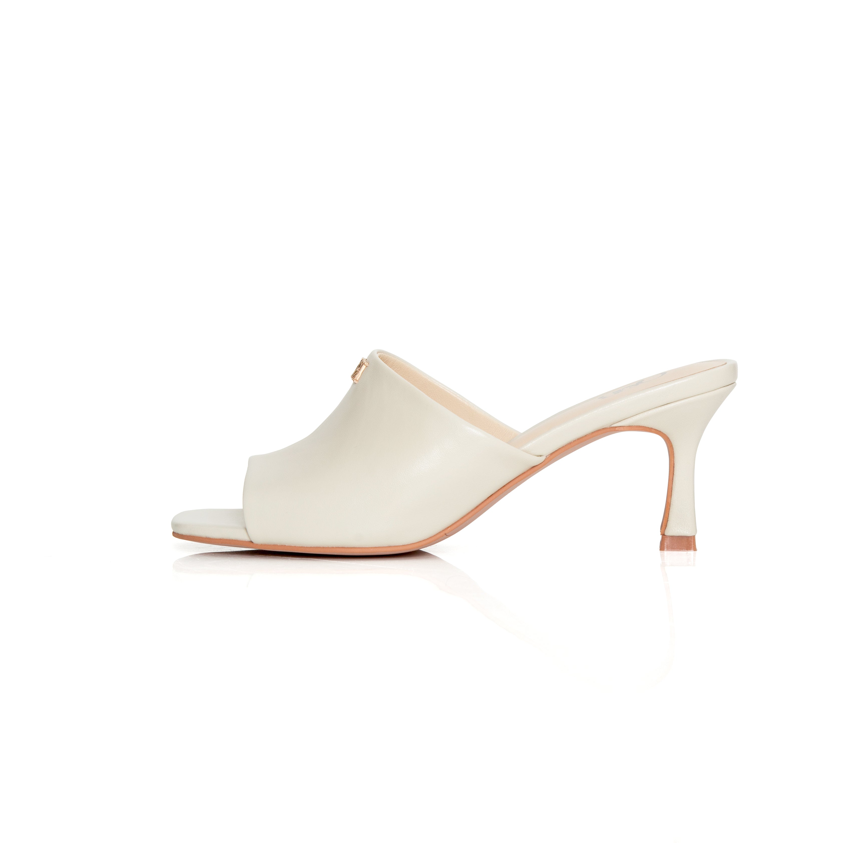 Dover Heels in Undercover Cream
