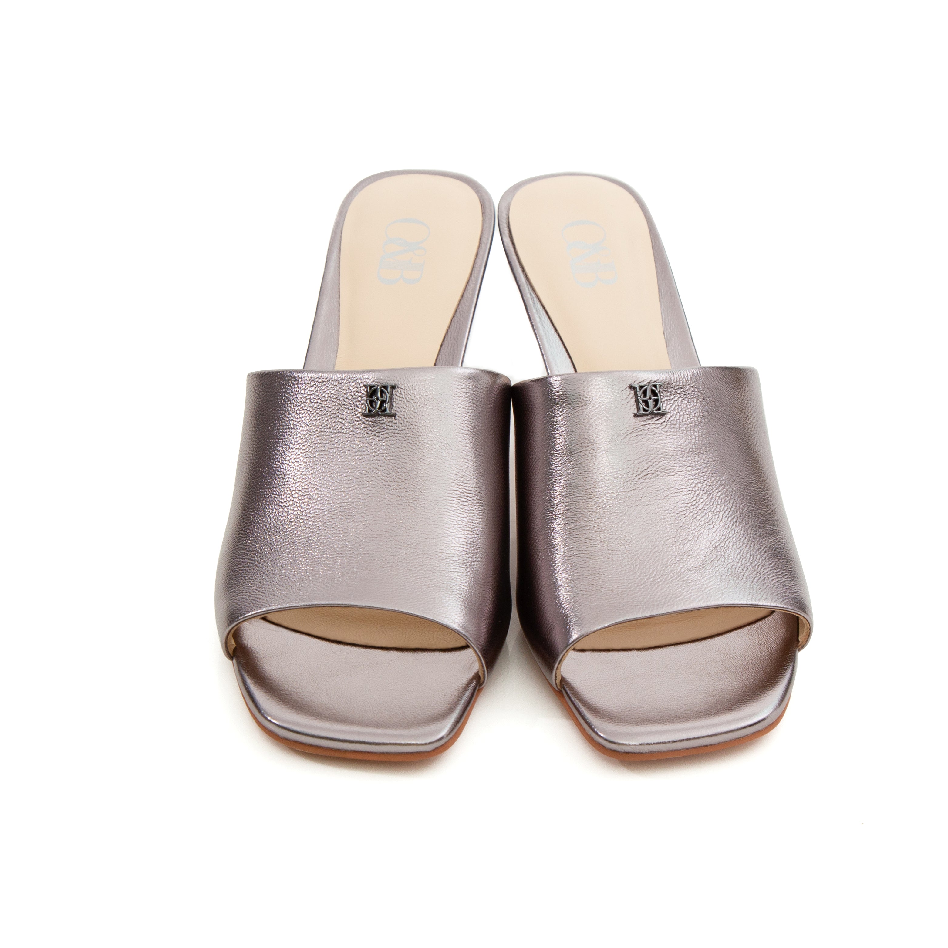 Dover Heels in Titanium Power