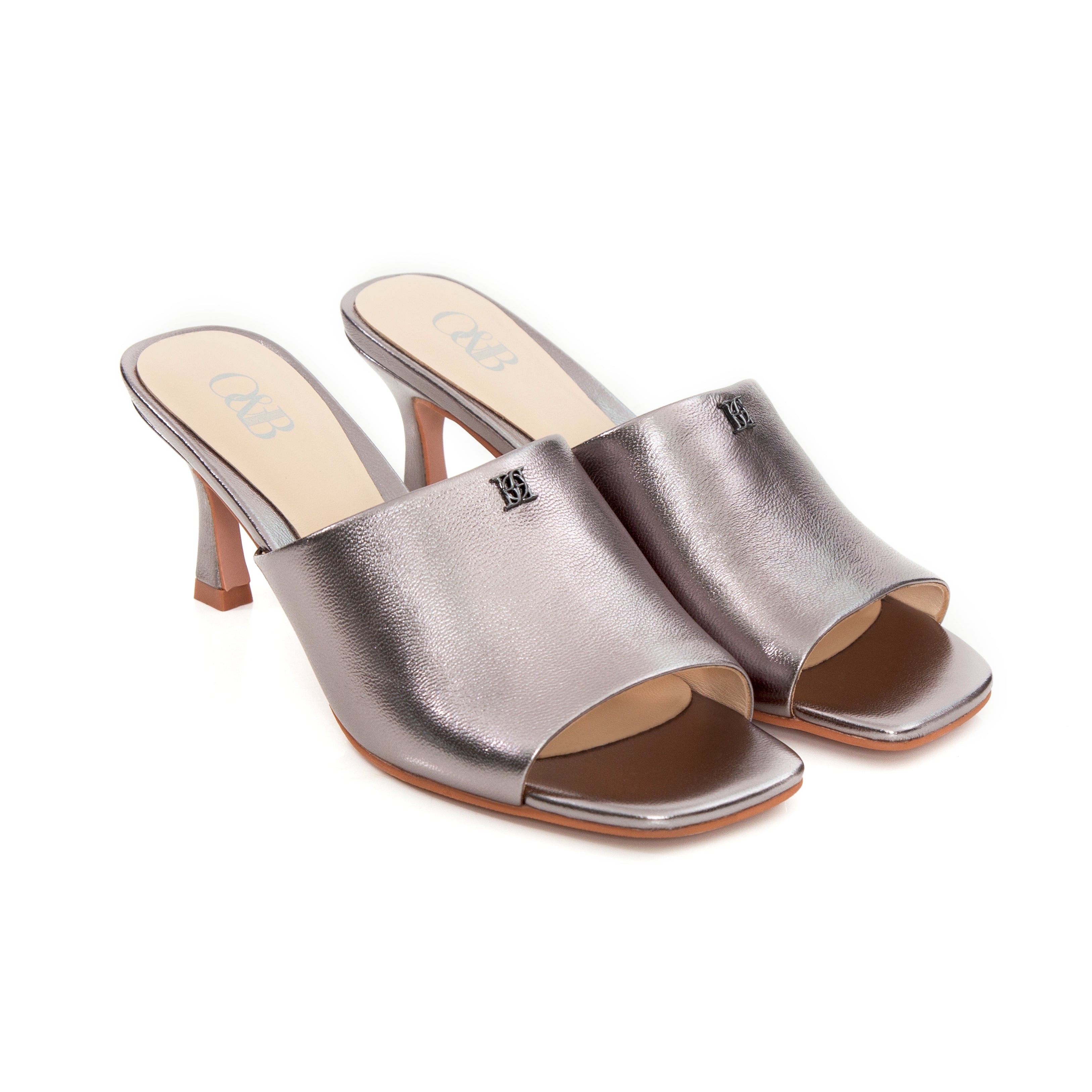 Dover Heels in Titanium Power