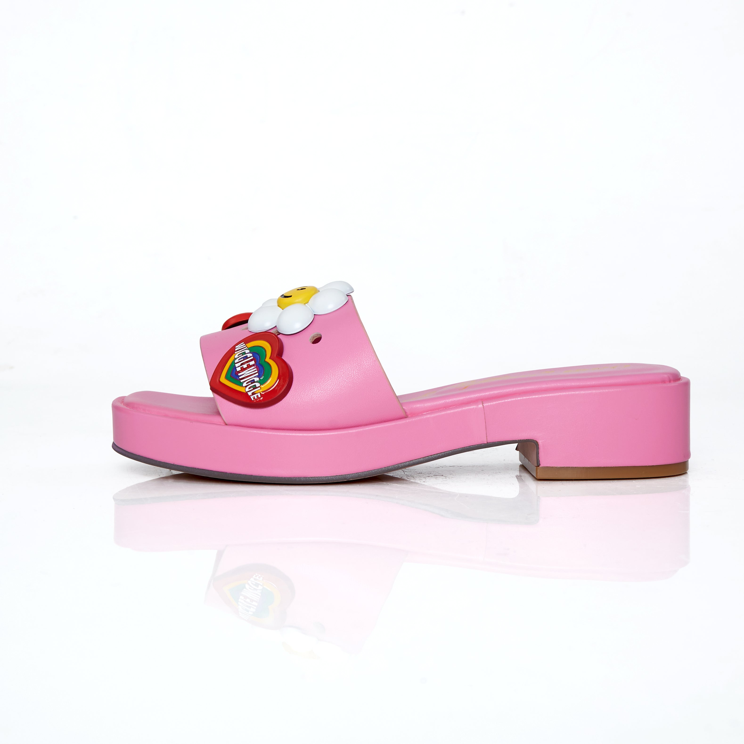 MIYO Smile Platform Sandals in Delighted Pink