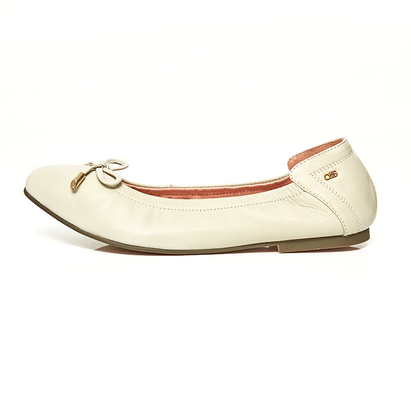 Audrey Comfy in Ivory White