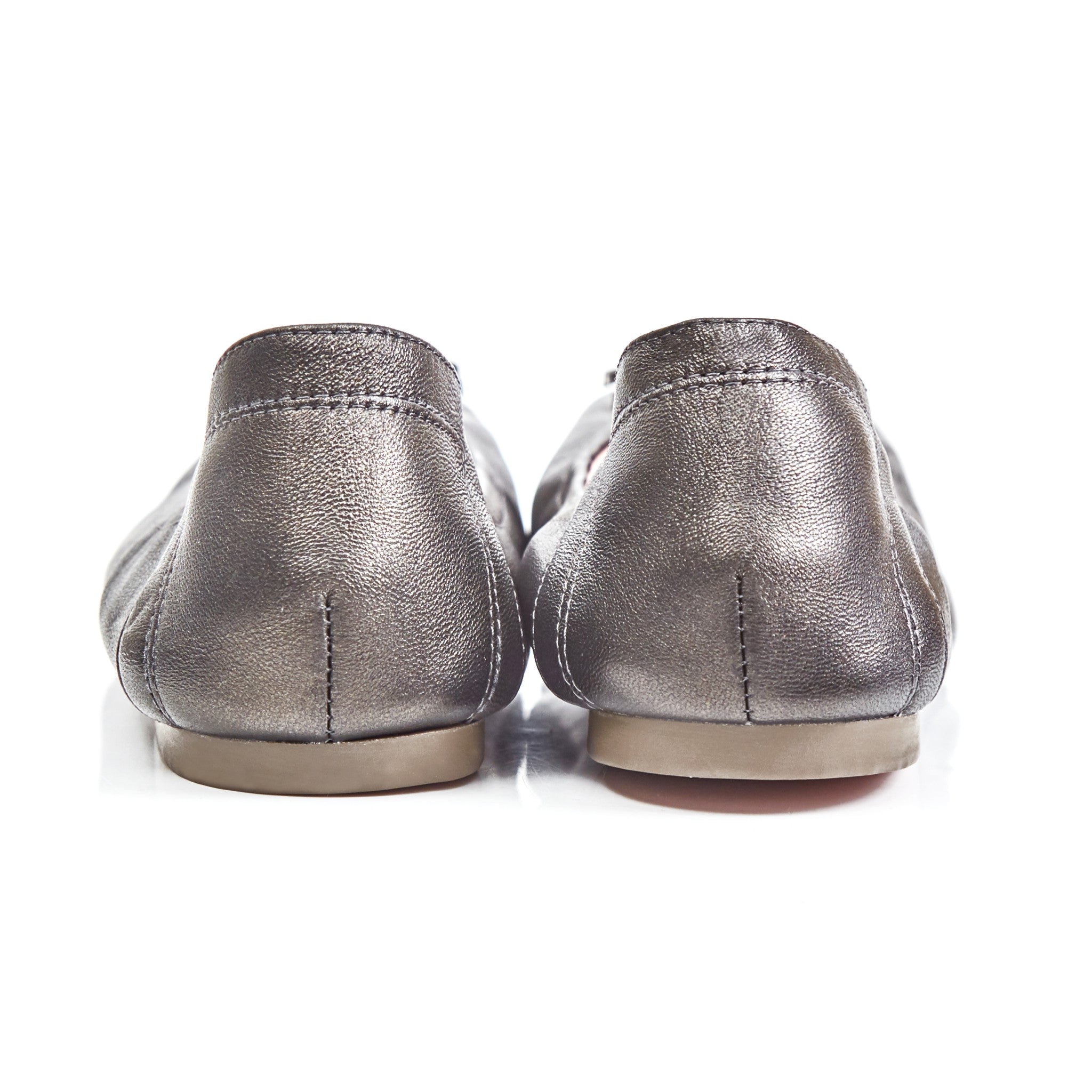 Audrey Crest in Master Metallic Black