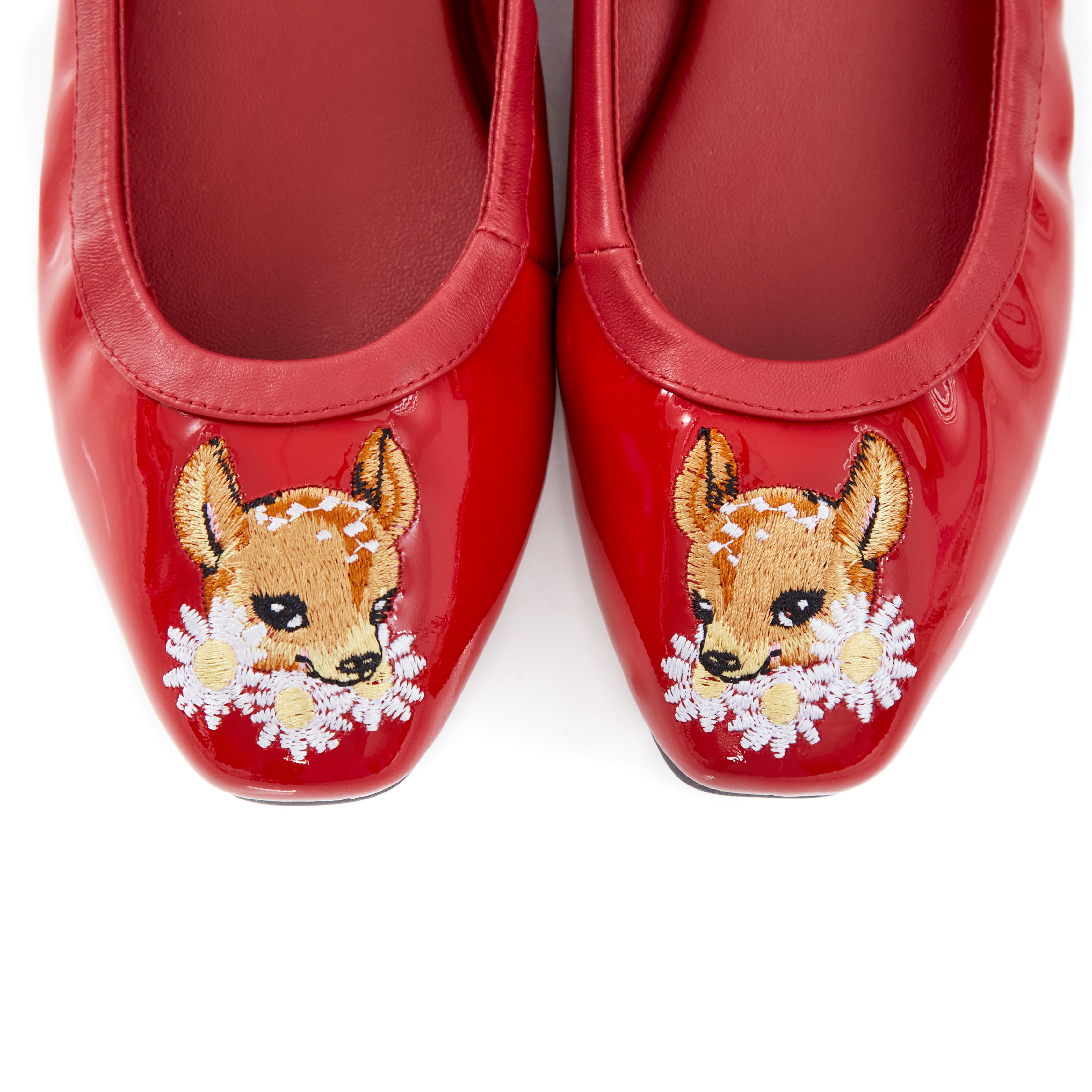 Audrey Friend Holiday in Bambi Daisy Red