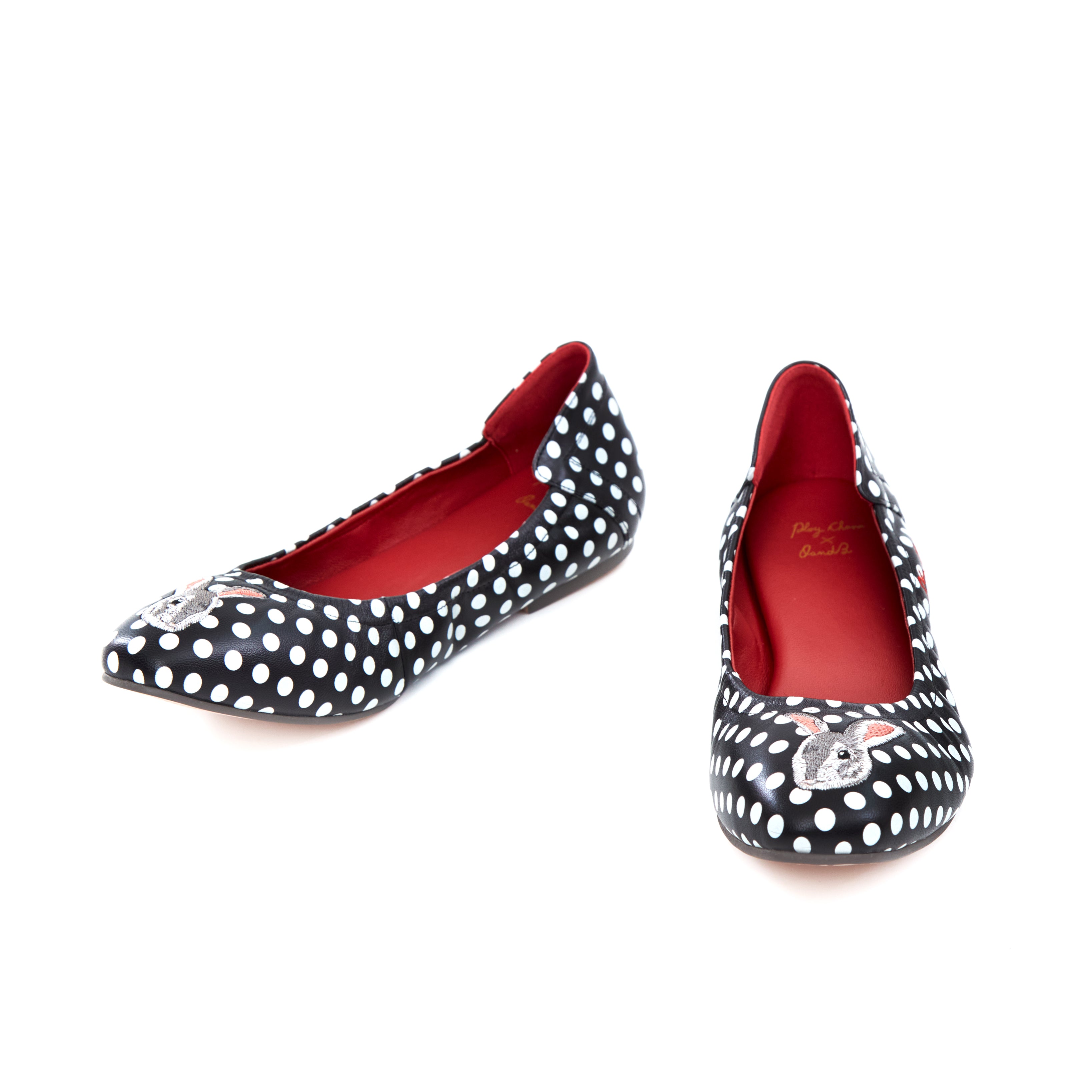 Audrey Friend Holiday in Robin Dot Black