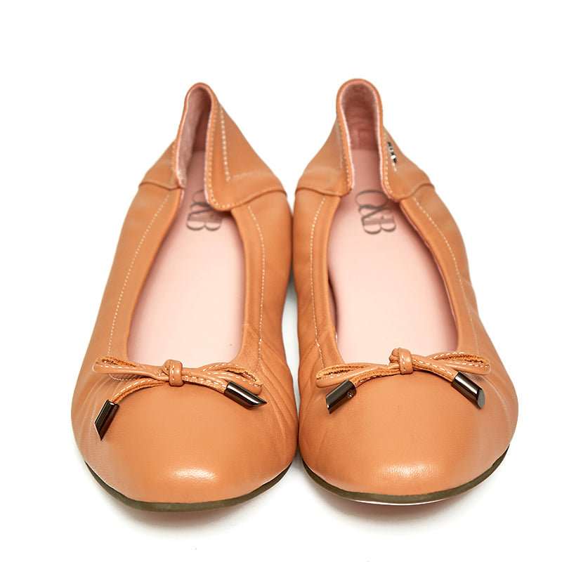 Audrey Comfy in Latte Brown