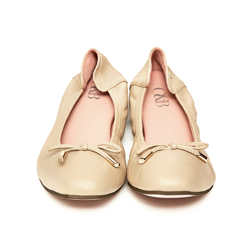 Audrey Comfy in True Naked