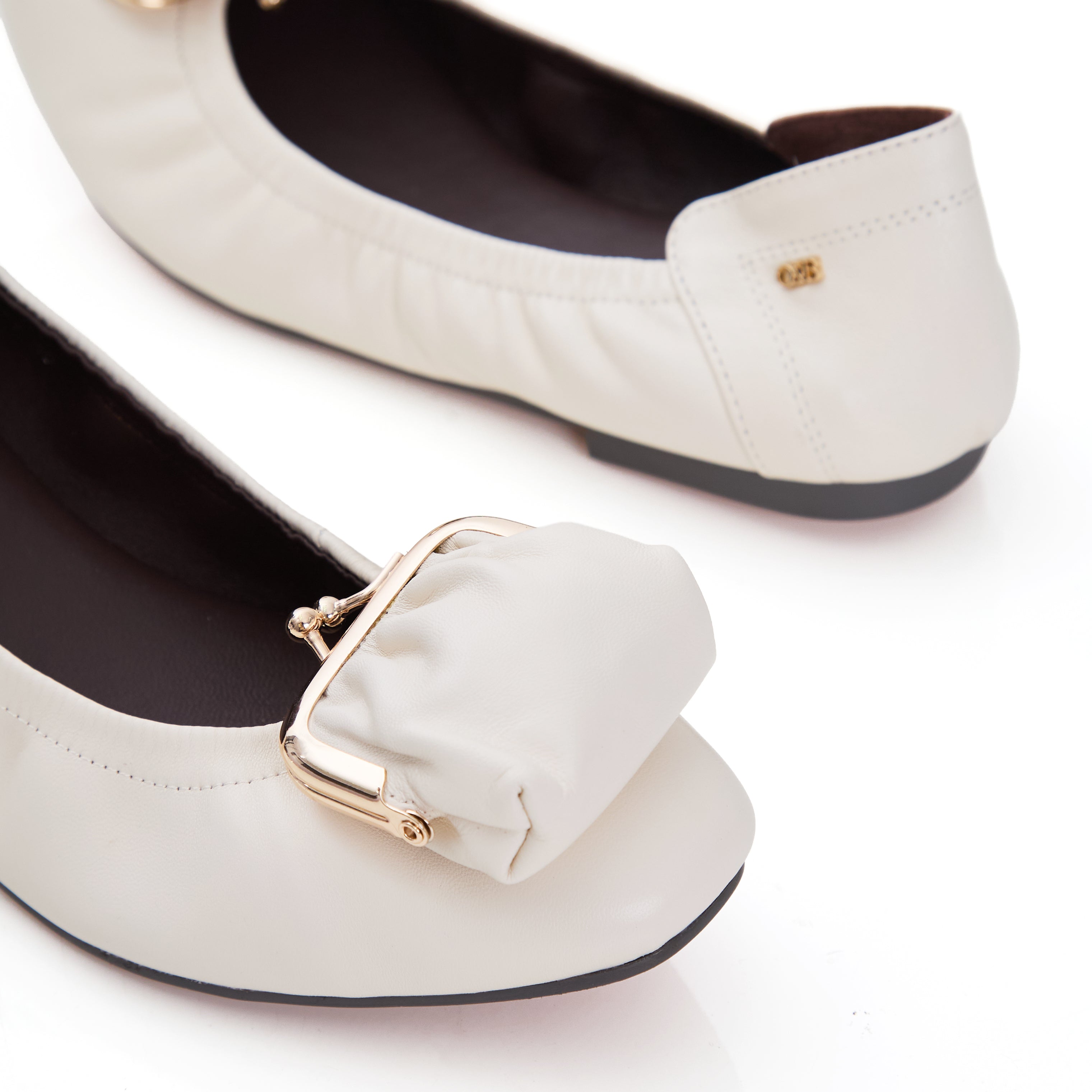 Audrey Pouch In Flawless White