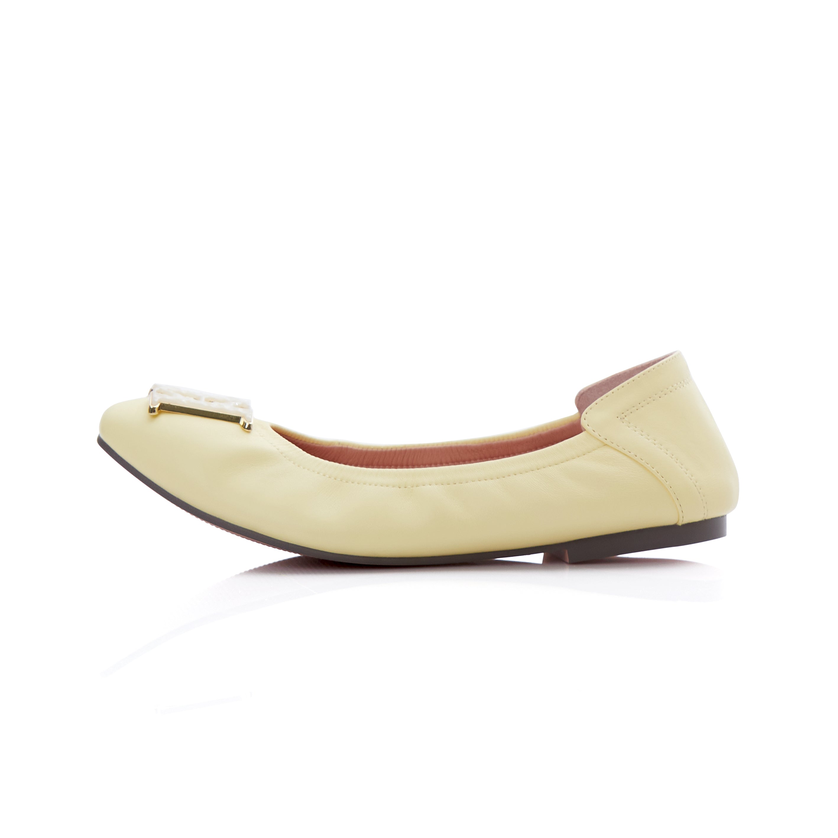 Audrey Crest in Pearl Butter