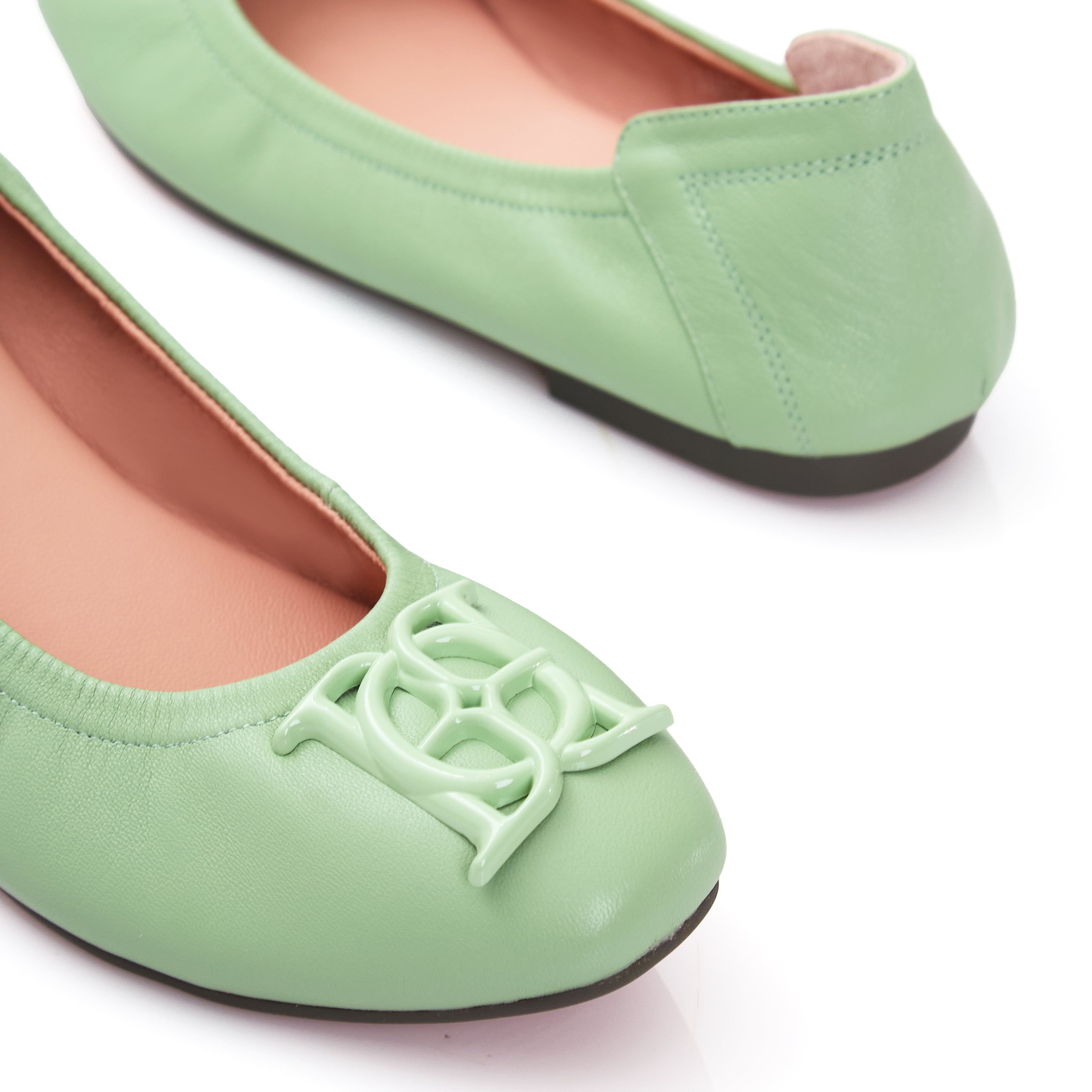Audrey Marshmallow In Pistachio Green